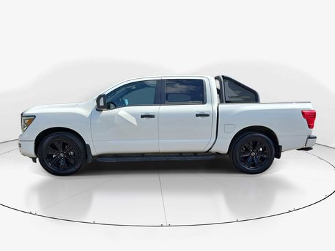 Used 2023 Nissan Titan SV w/ SV Convenience Package RWD image 5