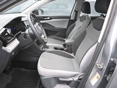 Used 2024 Volkswagen Taos S image 18