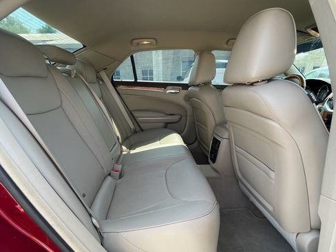 Used 2014 Chrysler 300 C w/ Beats Audio Group RWD image 26