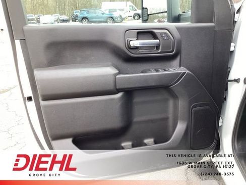 Used 2025 Chevrolet Silverado 2500 W/T image 18