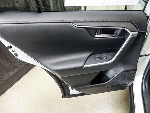 Used 2021 Toyota RAV4 Limited AWD/4WD image 26