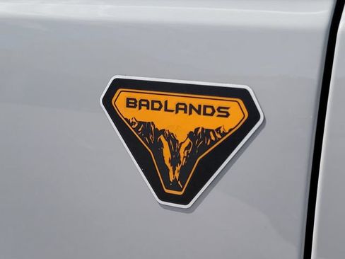 New 2026 Ford Bronco Badlands AWD/4WD image 9