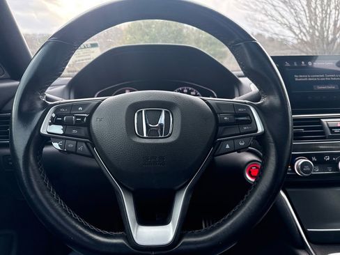 Used 2021 Honda Accord Sport image 17