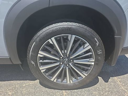 New 2026 Nissan Pathfinder Platinum AWD/4WD image 10