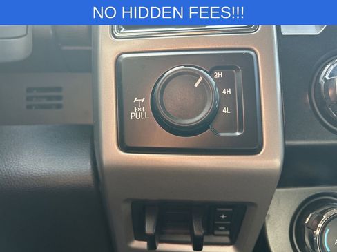 Used 2020 Ford F350 Lariat w/ Camper Package image 35