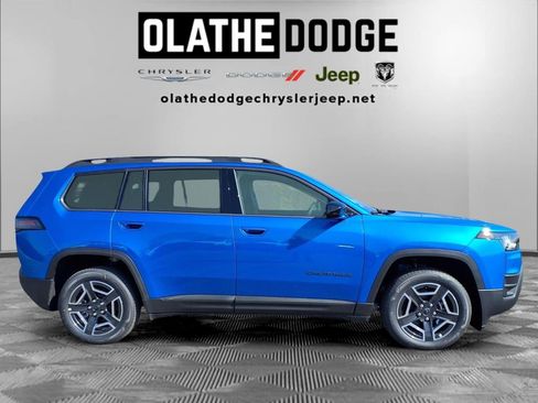 New 2026 Jeep Cherokee Laredo image 29