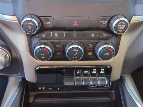 Used 2019 RAM 1500 Laramie image 19