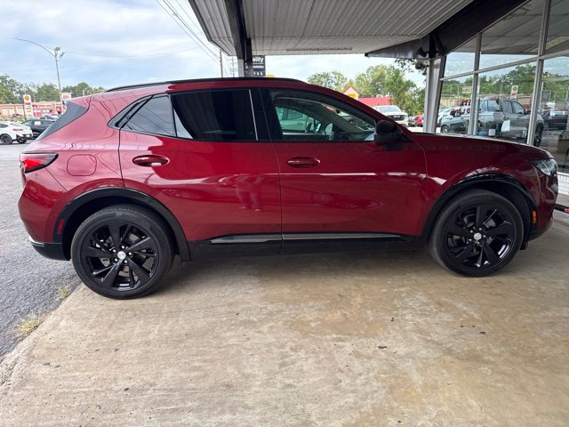 Used 2021 Buick Envision Essence w/ Sport Touring Package FWD image 23