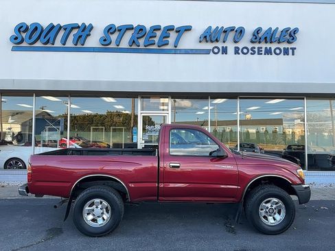 Used 2000 Toyota Tacoma 4x4 Regular Cab image 1