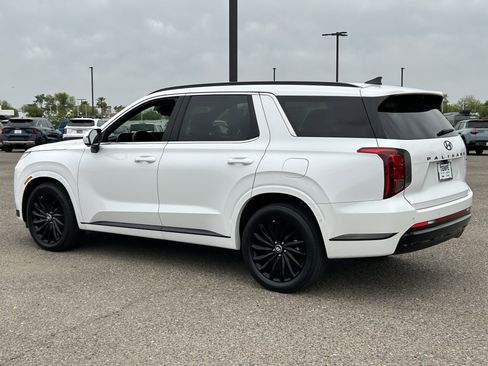 Used 2024 Hyundai Palisade Calligraphy AWD/4WD image 4