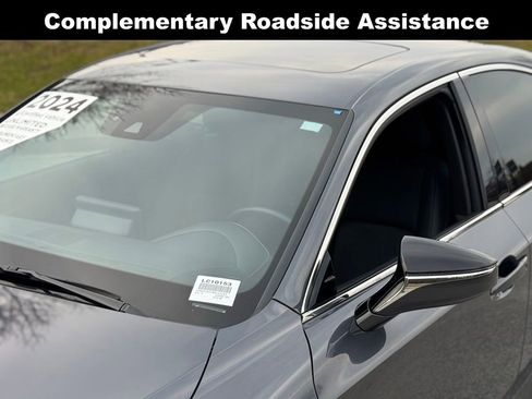 Certified 2024 Lexus IS 300 w/ Comfort Package image 9