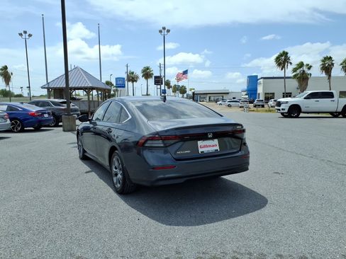 Used 2023 Honda Accord EX image 6