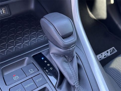 Certified 2023 Toyota RAV4 LE image 22
