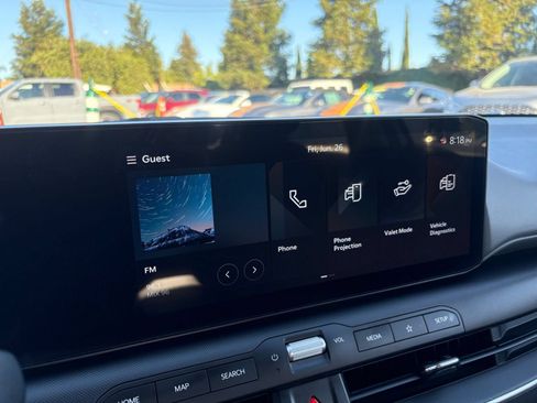 Used 2025 Kia K4 FWD image 21