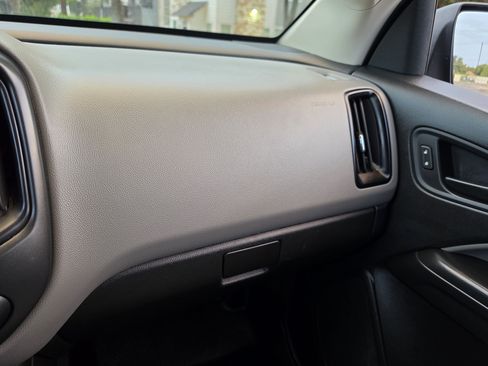 Used 2019 Chevrolet Colorado W/T w/ WT Convenience Package AWD/4WD image 29