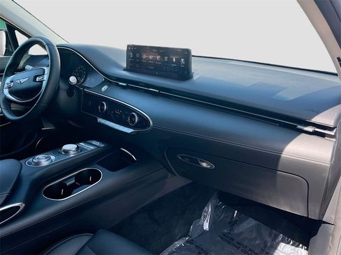 Used 2024 Genesis GV70 2.5T image 27