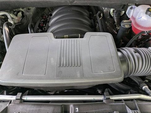 New 2026 Chevrolet Suburban Premier image 35