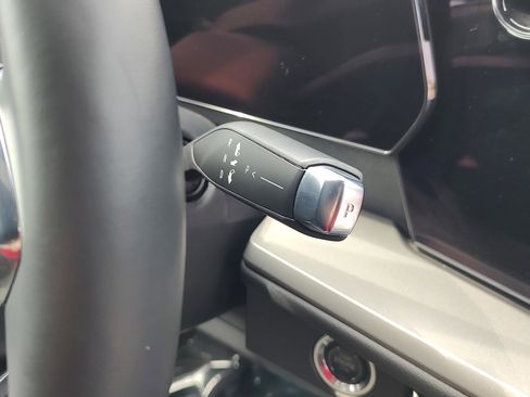Used 2025 Chevrolet Traverse LT w/ Midnight/Sport Edition AWD/4WD image 18