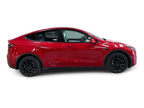 Certified 2021 Tesla Model Y Long Range AWD/4WD image 7
