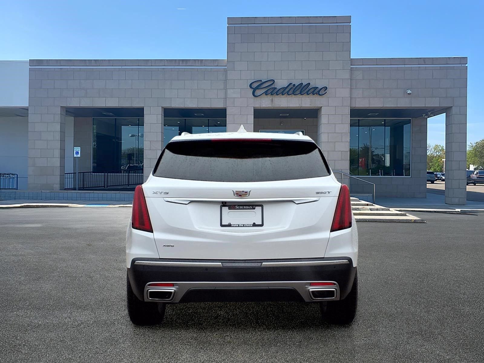 Used 2024 Cadillac XT5 Premium Luxury AWD/4WD image 6