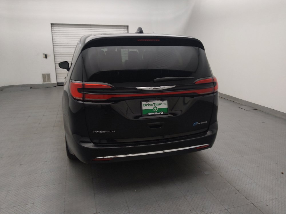 Used 2024 Chrysler Pacifica Limited FWD image 6