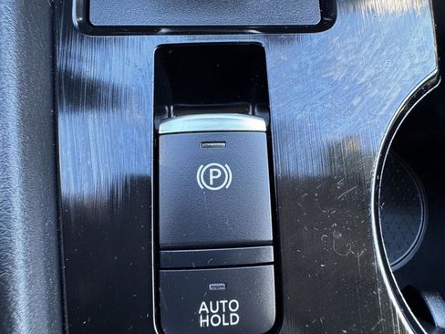 Used 2023 Nissan Rogue SV AWD/4WD image 25