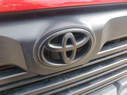 Used 2022 Toyota Tundra SR5 image 37