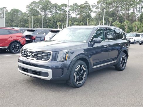 New 2025 Kia Telluride S image 3