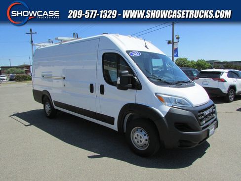 Used 2023 RAM ProMaster 3500 FWD image 1