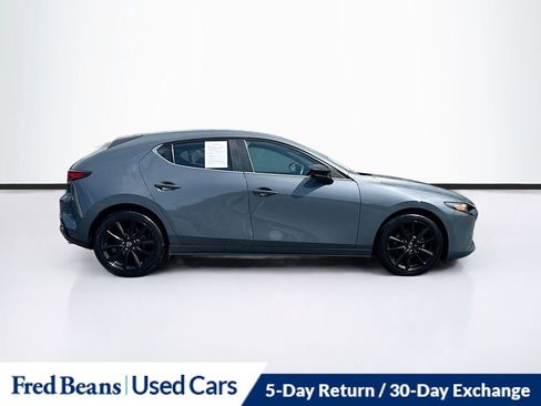 Used 2023 MAZDA MAZDA3 s FWD image 9