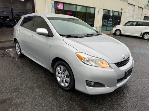 Used 2013 Toyota Matrix S FWD image 8