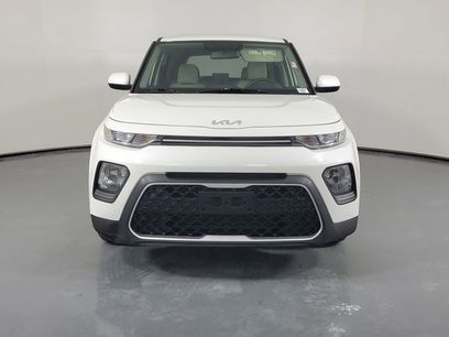 Used 2022 Kia Soul LX