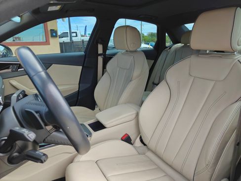 Used 2022 Audi A4 2.0T Premium Plus AWD/4WD image 9