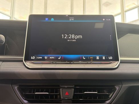 New 2026 Volkswagen Tiguan SE R-Line image 22