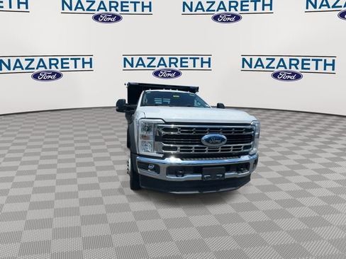 New 2025 Ford F550 4x4 Regular Cab Super Duty image 3