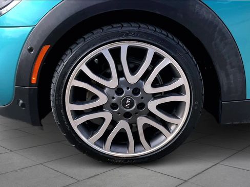 Used 2018 MINI Cooper S image 10