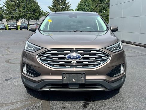 Used 2019 Ford Edge Titanium w/ Equipment Group 301A AWD/4WD image 9