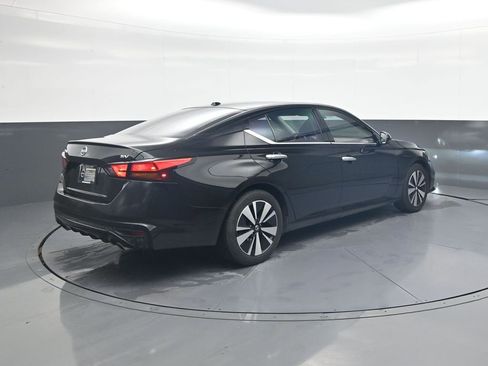 Used 2019 Nissan Altima 2.5 SV image 7