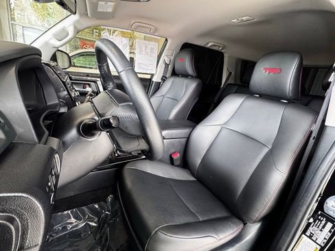 Certified 2024 Toyota 4Runner TRD Off-Road Premium AWD/4WD image 25