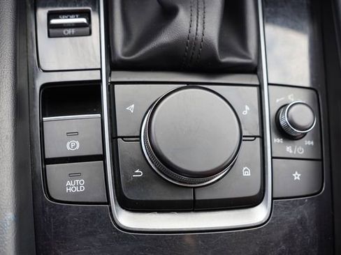 Used 2024 MAZDA MAZDA3 s image 26