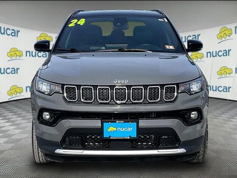Used 2024 Jeep Compass Limited image 2