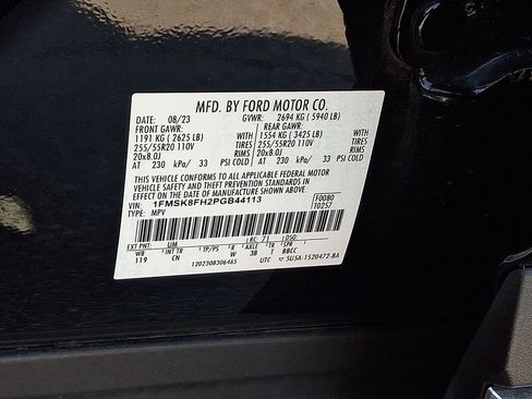 Used 2023 Ford Explorer Limited AWD/4WD image 28