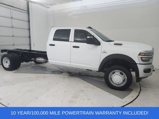 New 2026 RAM 5500 Tradesman w/ Chrome Appearance Group AWD/4WD 360° Tour