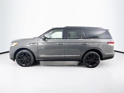 Used 2023 Lincoln Navigator Black Label image 7