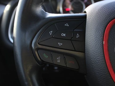 Used 2016 Dodge Challenger R/T image 15