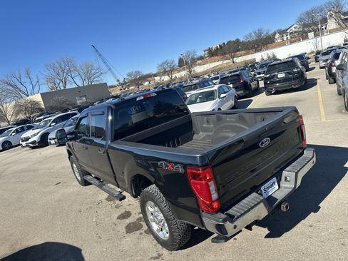 Used 2020 Ford F250 XLT w/ XLT Value Package image 11