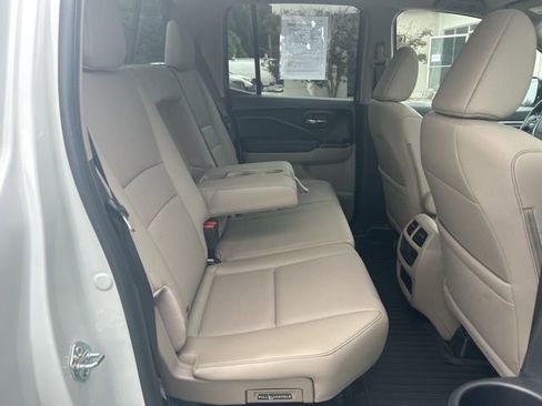 Used 2023 Honda Ridgeline RTL-E image 37