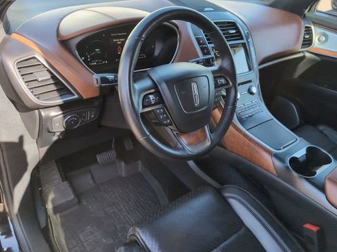 Used 2019 Lincoln Nautilus Black Label AWD/4WD image 10