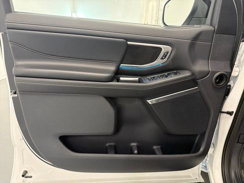 New 2026 Ford Expedition Platinum w/ Stealth Performance Package AWD/4WD image 13