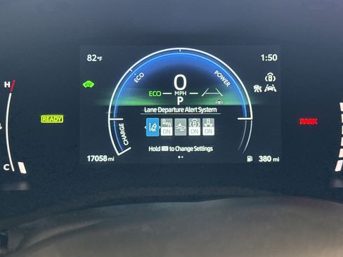 Used 2025 Toyota Camry SE w/ Multimedia Upgrade Package image 20